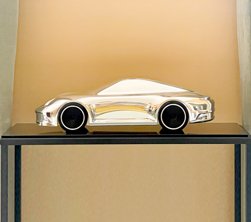 Aluminium massif – Livrée poli miroir