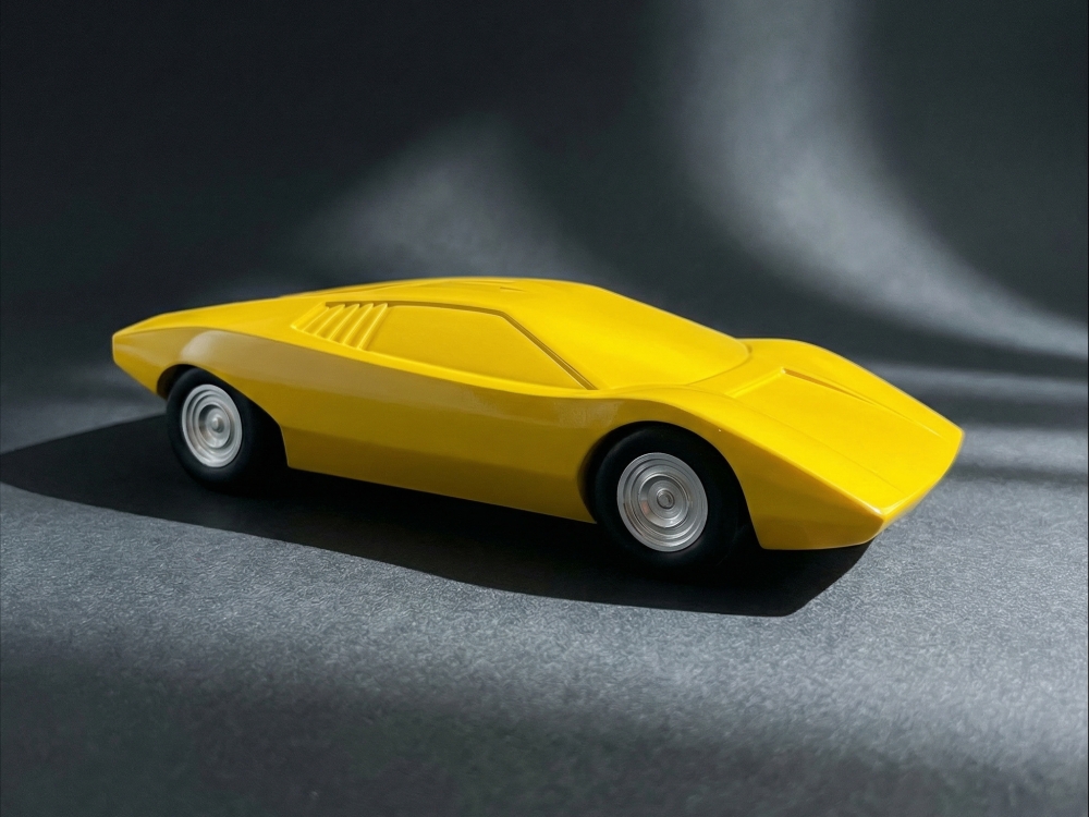 Solid wood – Single color liveries