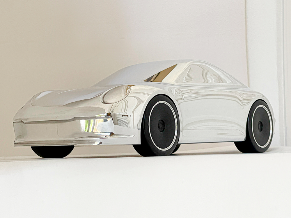 Aluminium massif – Livrée poli miroir